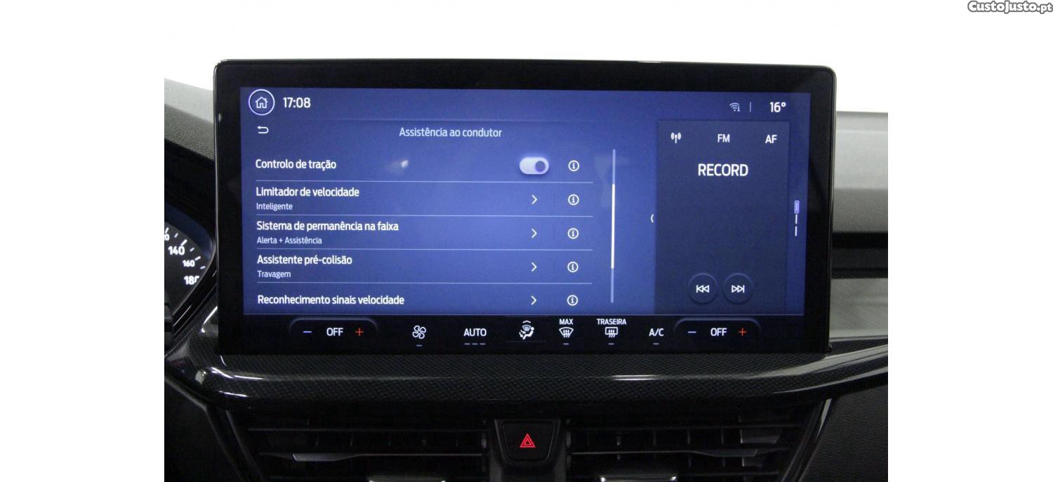 Ford Focus 1.0 EcoBoost 125cv MHEV ST-Line — fotografia 6