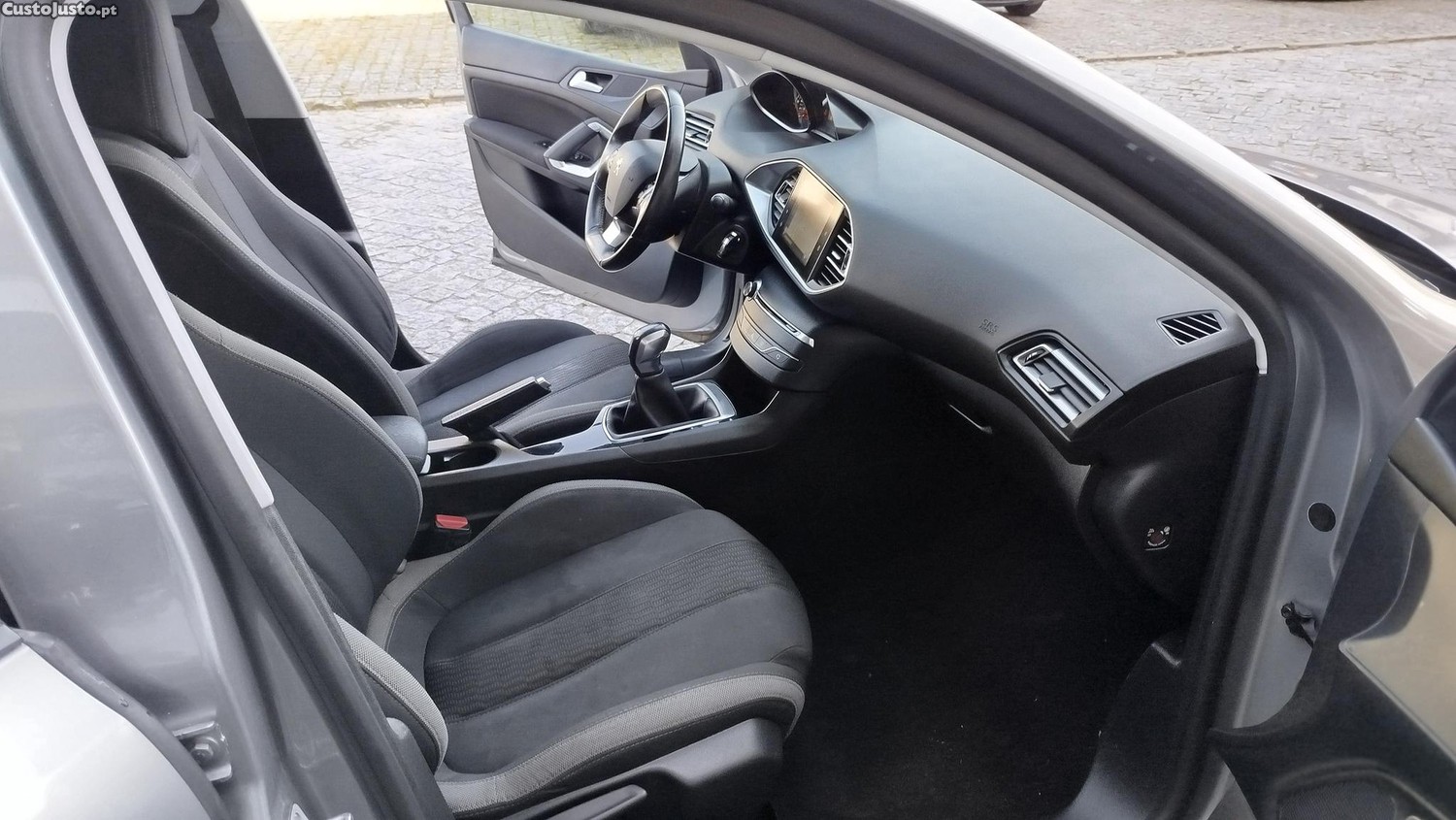 Peugeot 308 SW 1.2 PureTech Style — fotografia 8