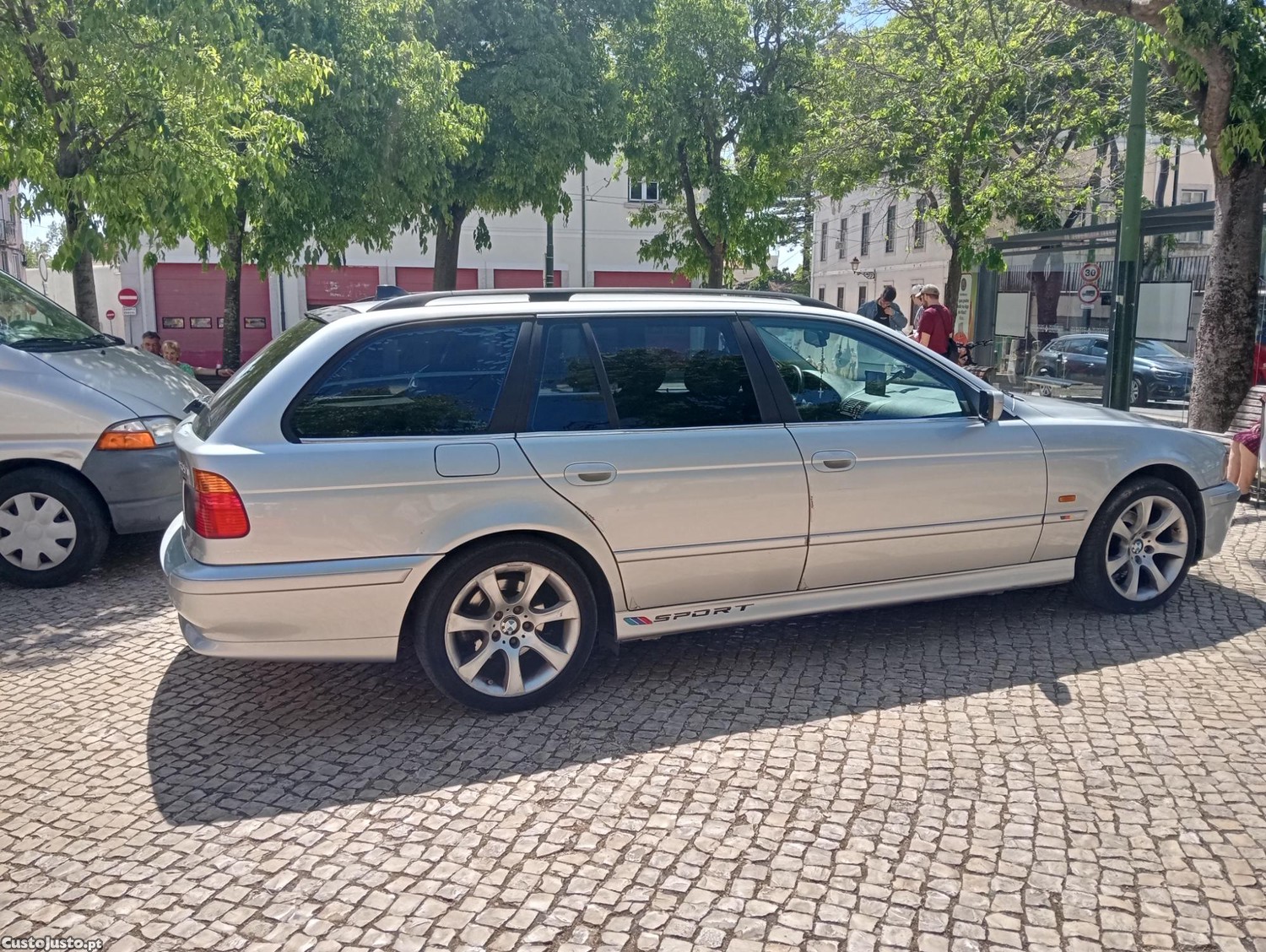 BMW 520 5 Er Reihe - 01 foto 2