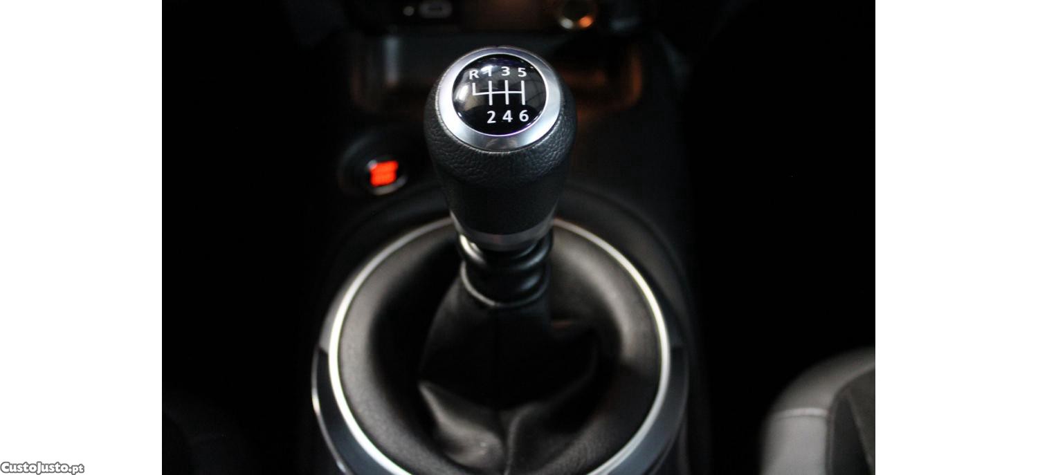 Nissan Juke 1.0 DIG-T N-Connecta 114cv — fotografia 6