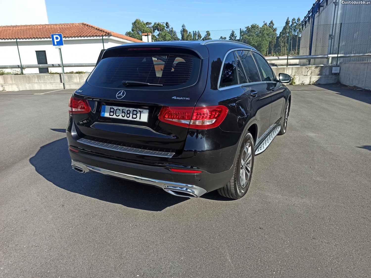 Mercedes-Benz GLC 220 4 matic — fotografia 6