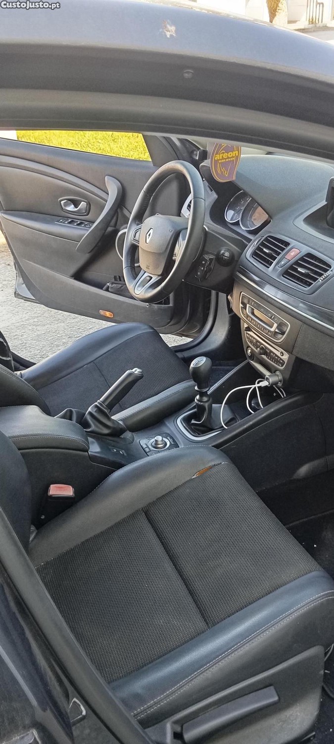 Renault Mégane Hatchback — fotografia 4