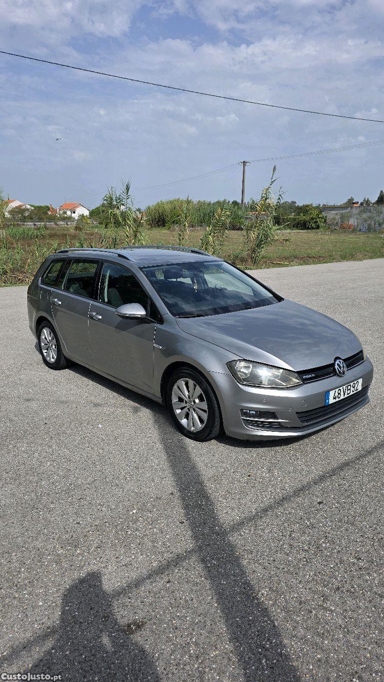 Volkswagen Golf 1.6 tdi 105cv Highline bluemotion — fotografia 9