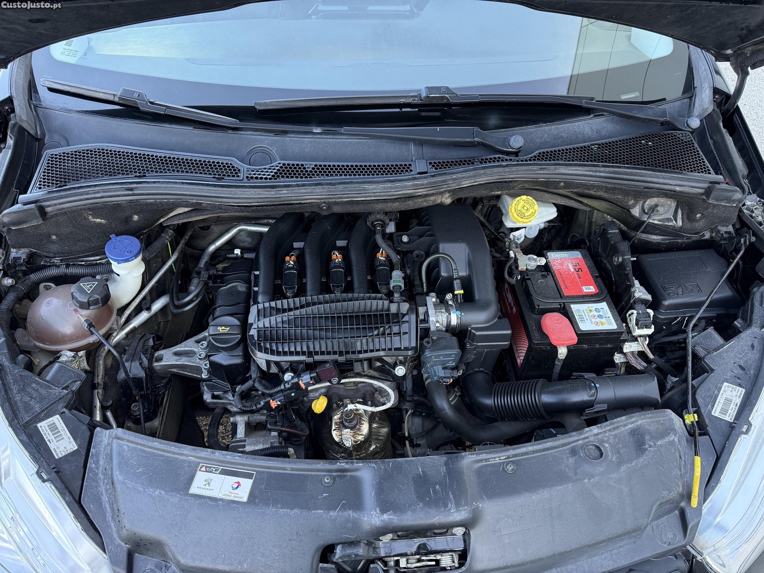 Peugeot 208 1.2 VTI — fotografia 10