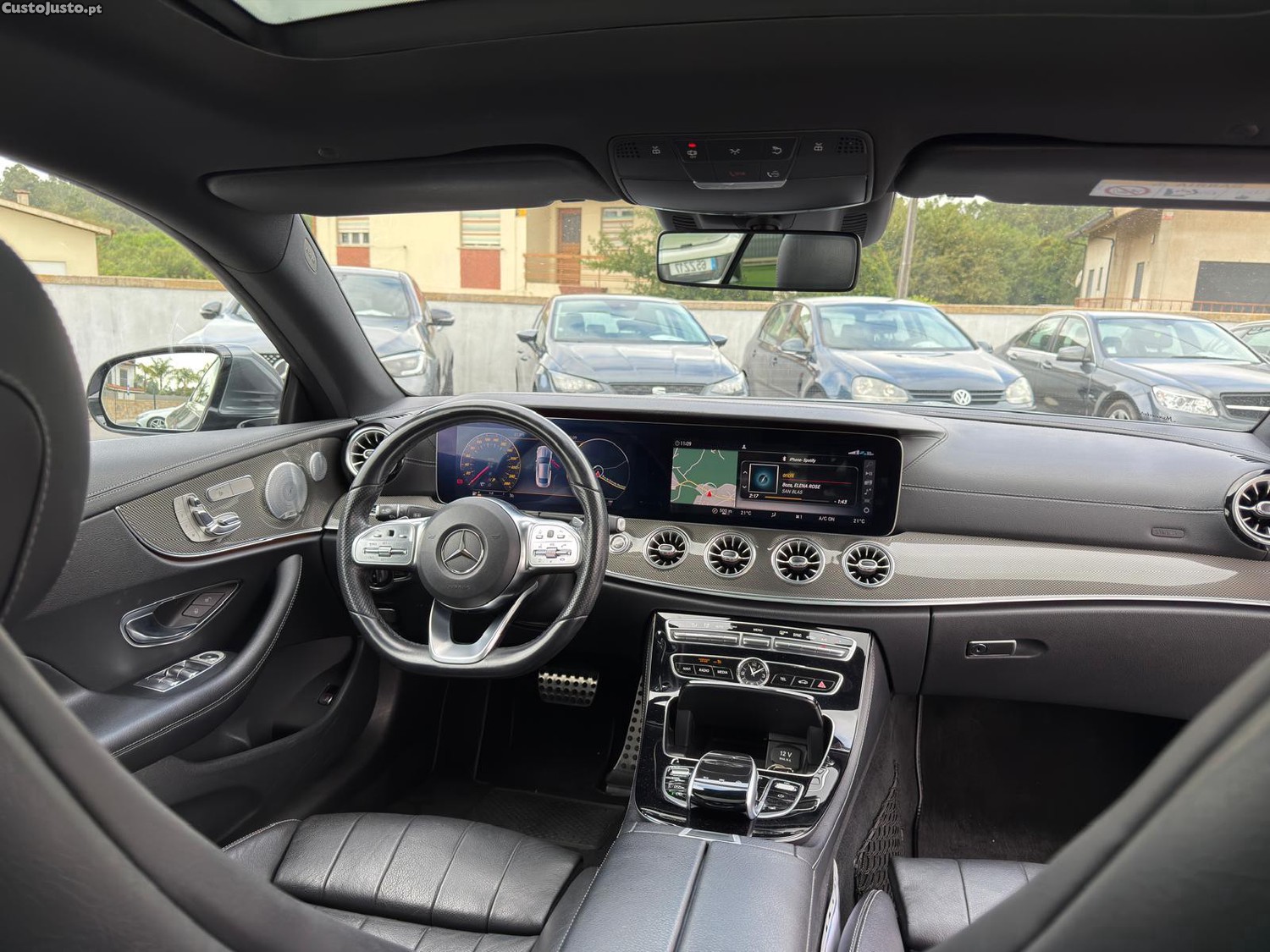 Mercedes-Benz E 220 d AMG Line — fotografia 5