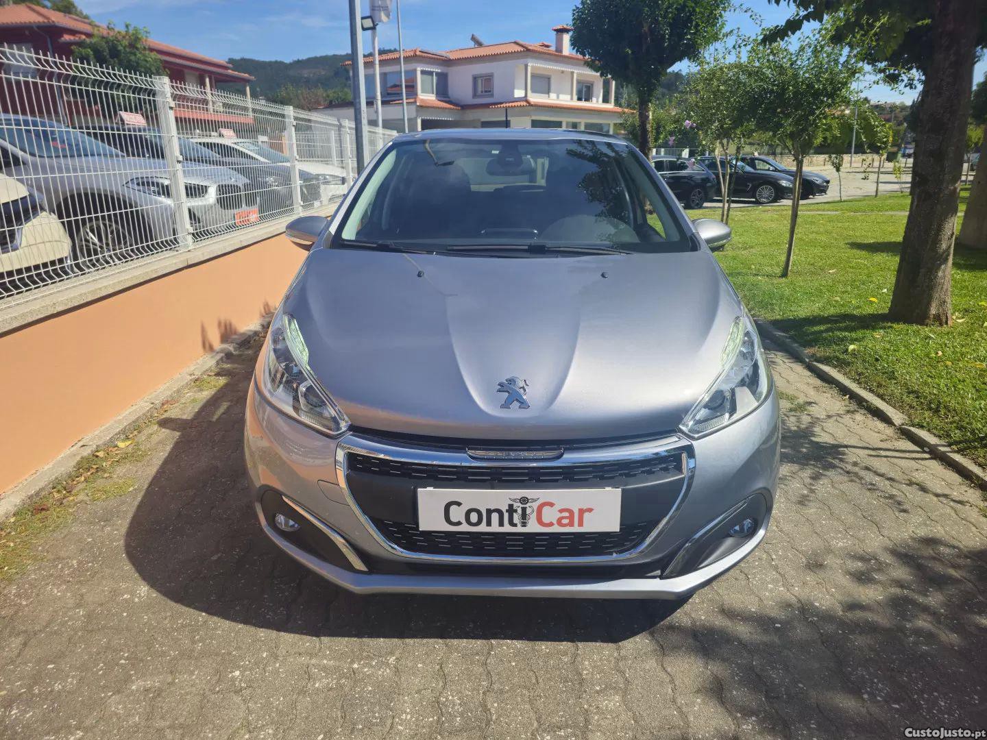 Peugeot 208 1.5 bluehdi signature - 19 — photo 2