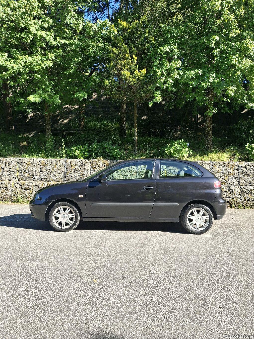 SEAT Ibiza 1.2 — fotografia 11