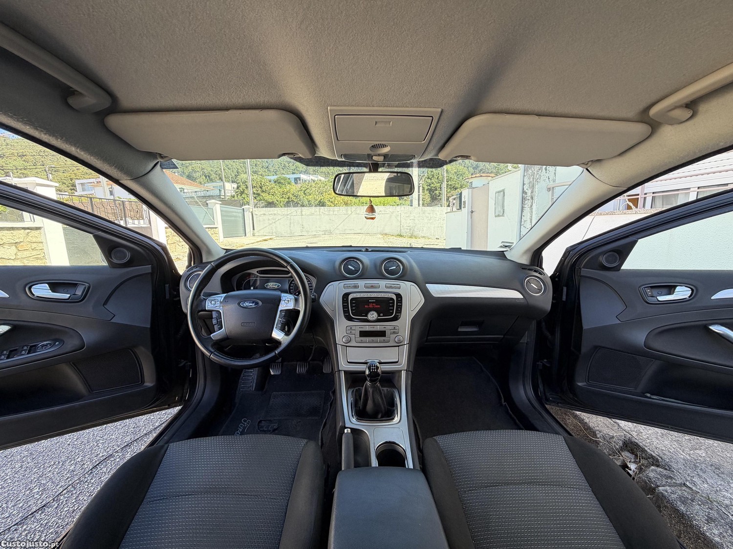 Ford Mondeo . — photo 3