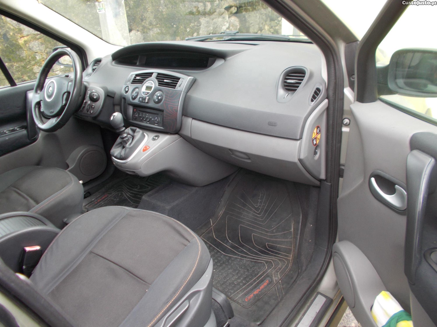 Renault Scénic 1.5 dci Conquest serie limitada bonita — fotografia 3