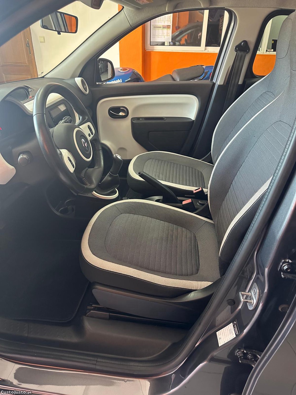 Renault Twingo 0.9 TCE Limited Cabrio — fotografia 6
