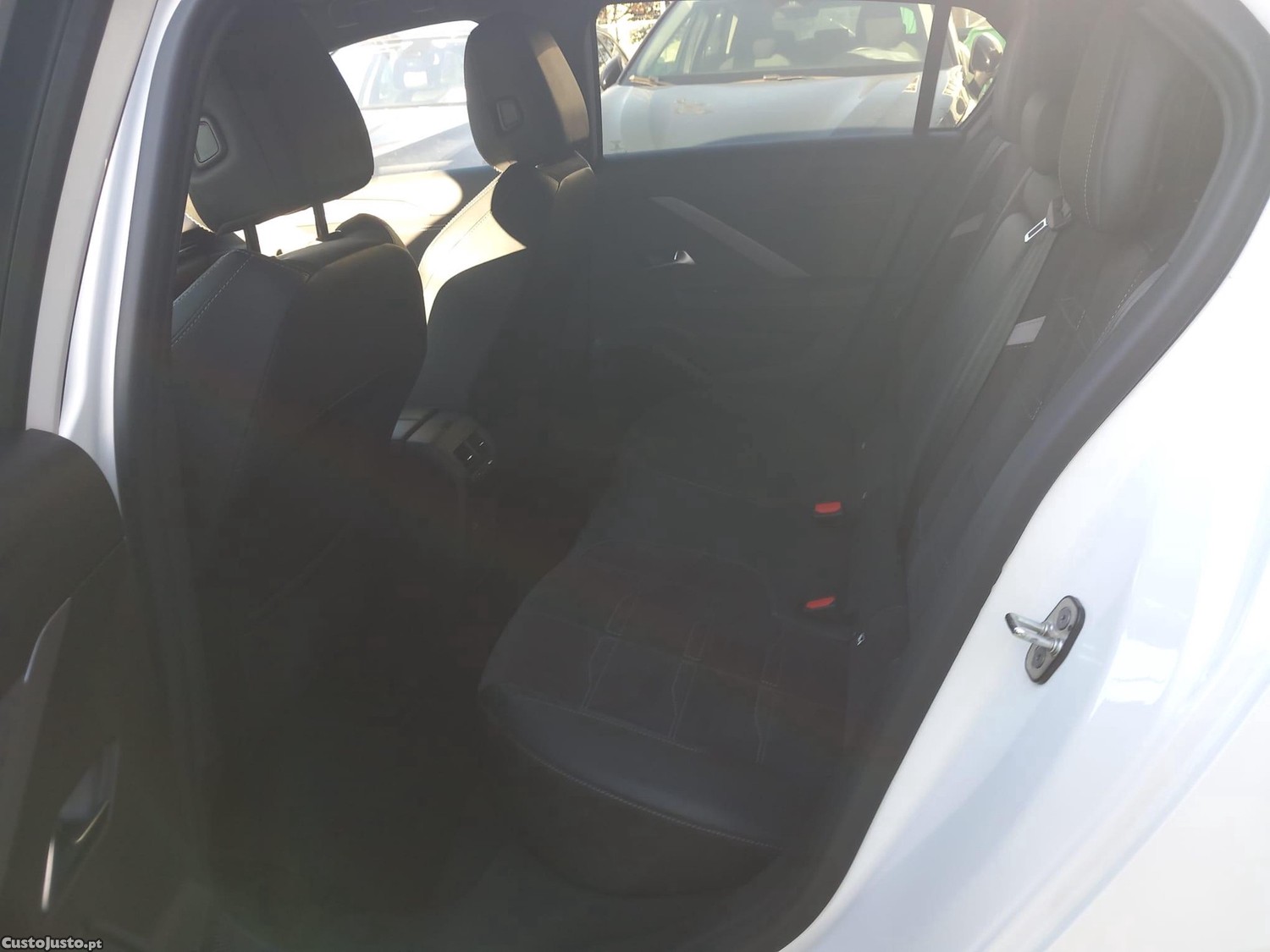 Opel Astra 1.5 D Business Edition Aut. S/S — fotografia 3