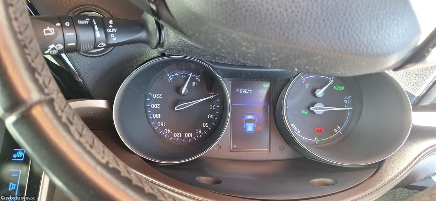 Toyota C-HR 1.8 Hybrid exclusive - 17 foto 4
