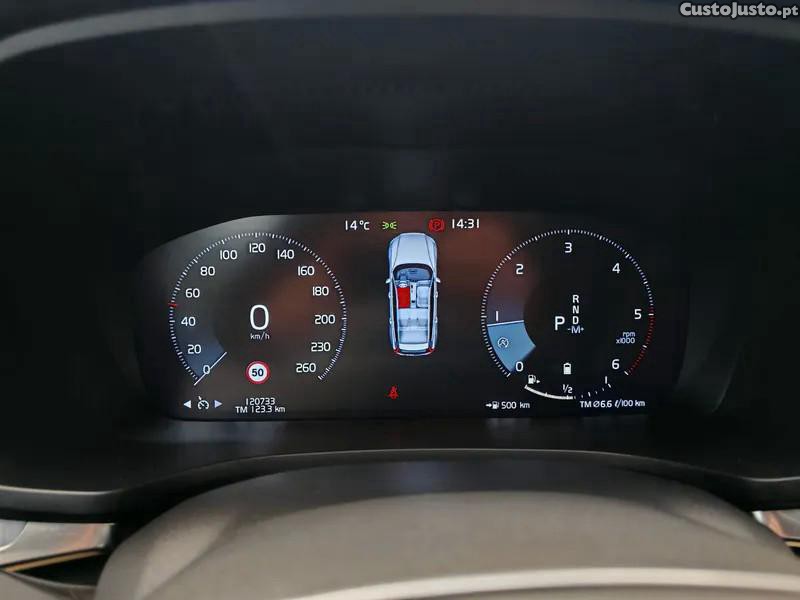 Volvo V60 2.0 B4 Momentum Gear — fotografia 4