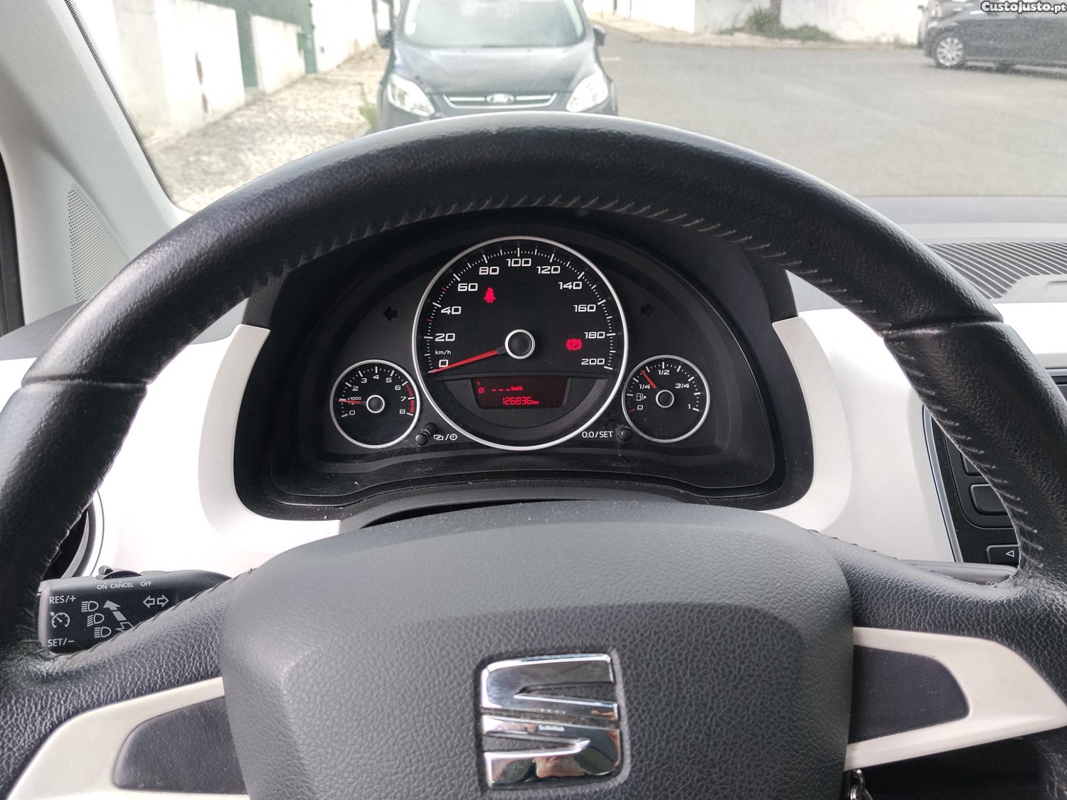 Seat Mii 1.0 60CH STYLE — photo 4