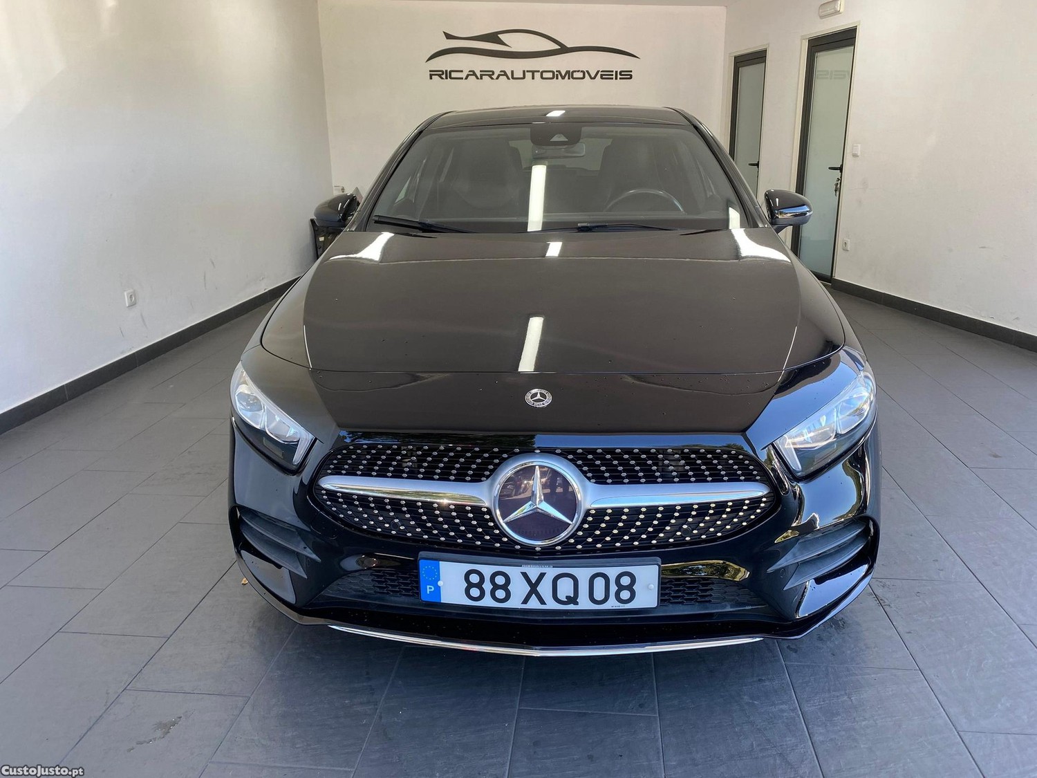 Mercedes-Benz A 180 d AMG Line Aut. - 19 foto 2