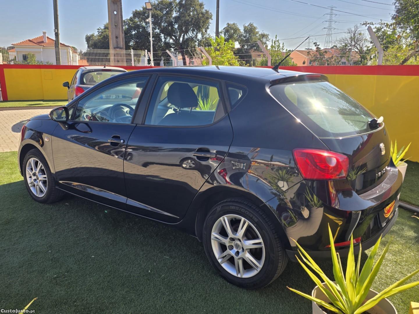 SEAT Ibiza 1.2 12V Style — fotografia 16