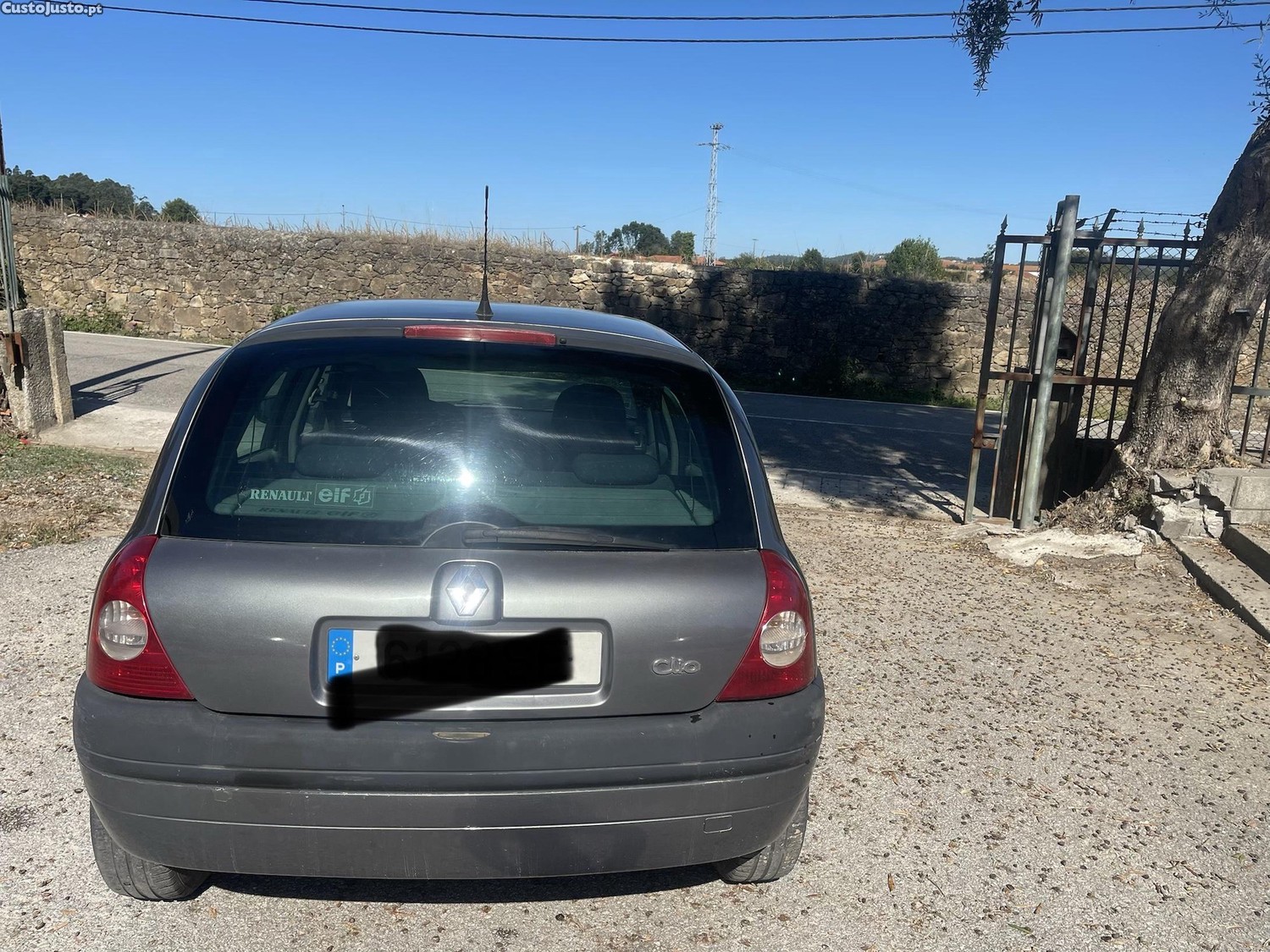 Renault Clio 1.2i — fotografia 9