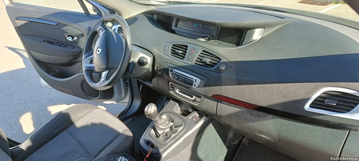 Renault Grand Scénic Scenic — fotografia 3