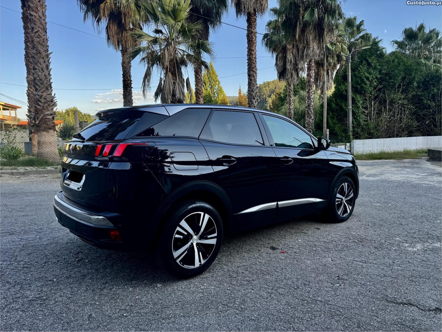Peugeot 3008  1.5 BlueHDi Allure - 18 foto 3