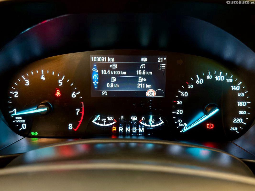 Ford Focus SW 1.0 EcoBoost ST-Line Aut. — fotografia 15