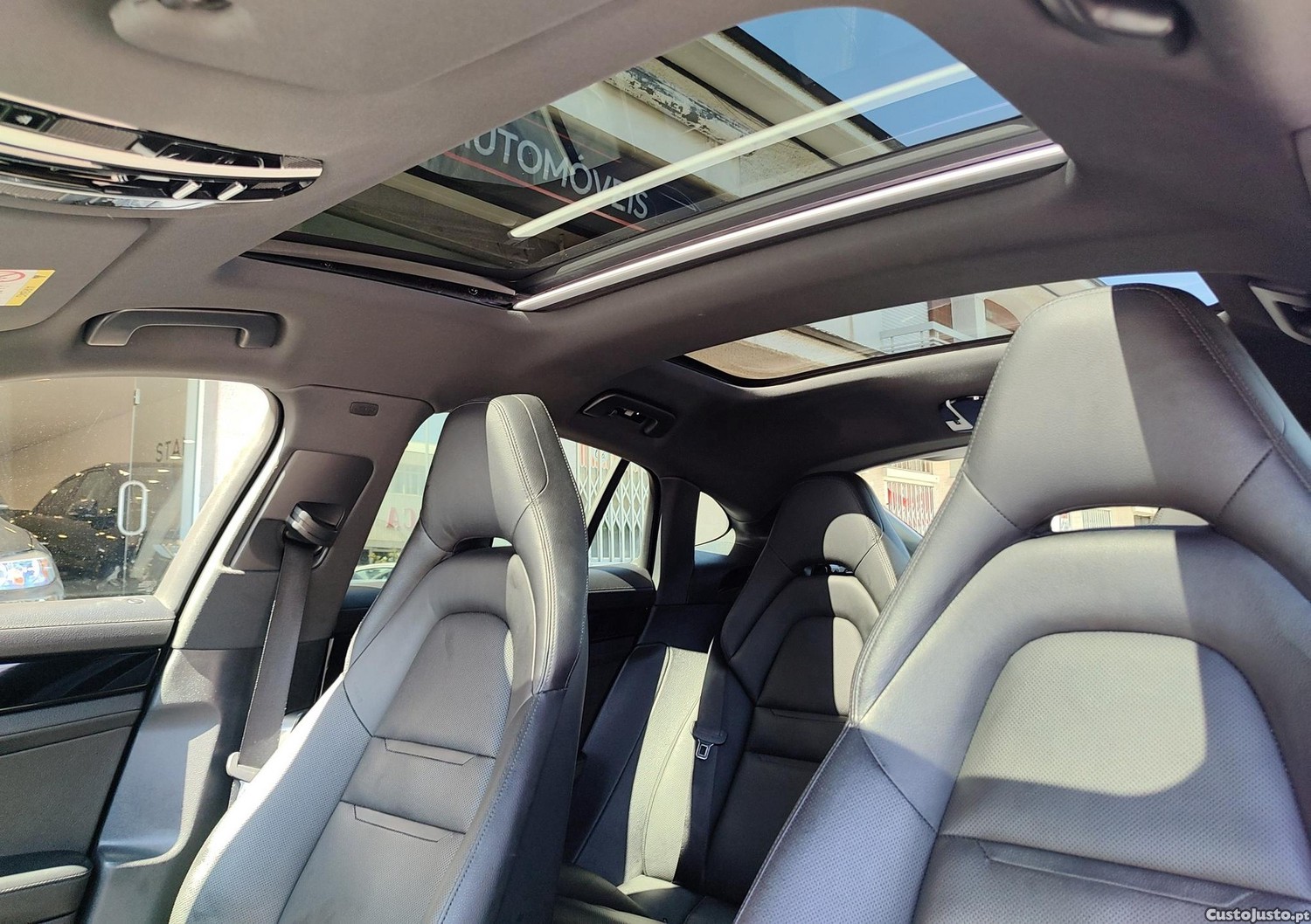 Porsche Panamera 4 E-Hybrid Executive — fotografia 7
