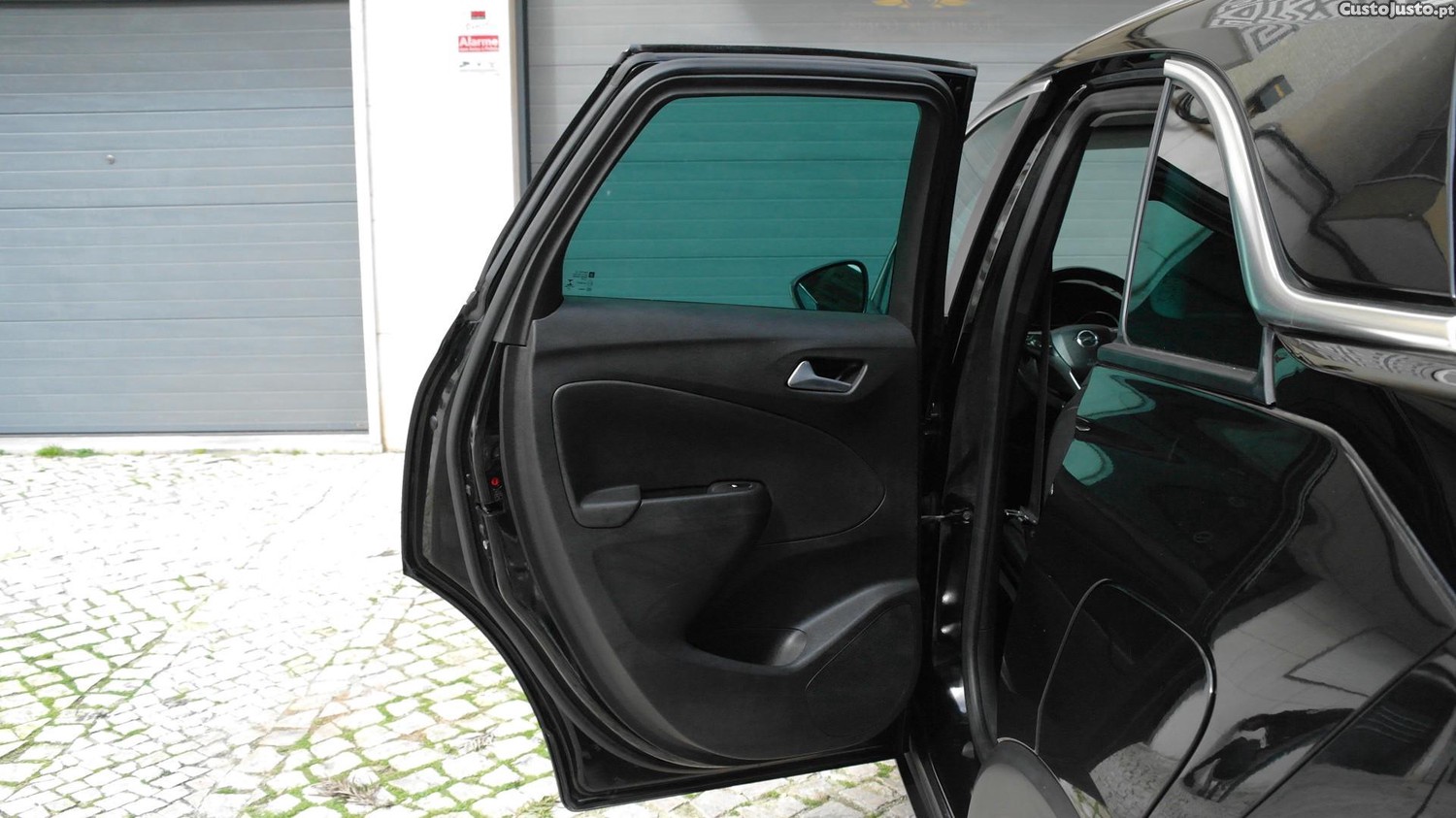 Opel Crossland 1.2 T Edition — fotografia 12