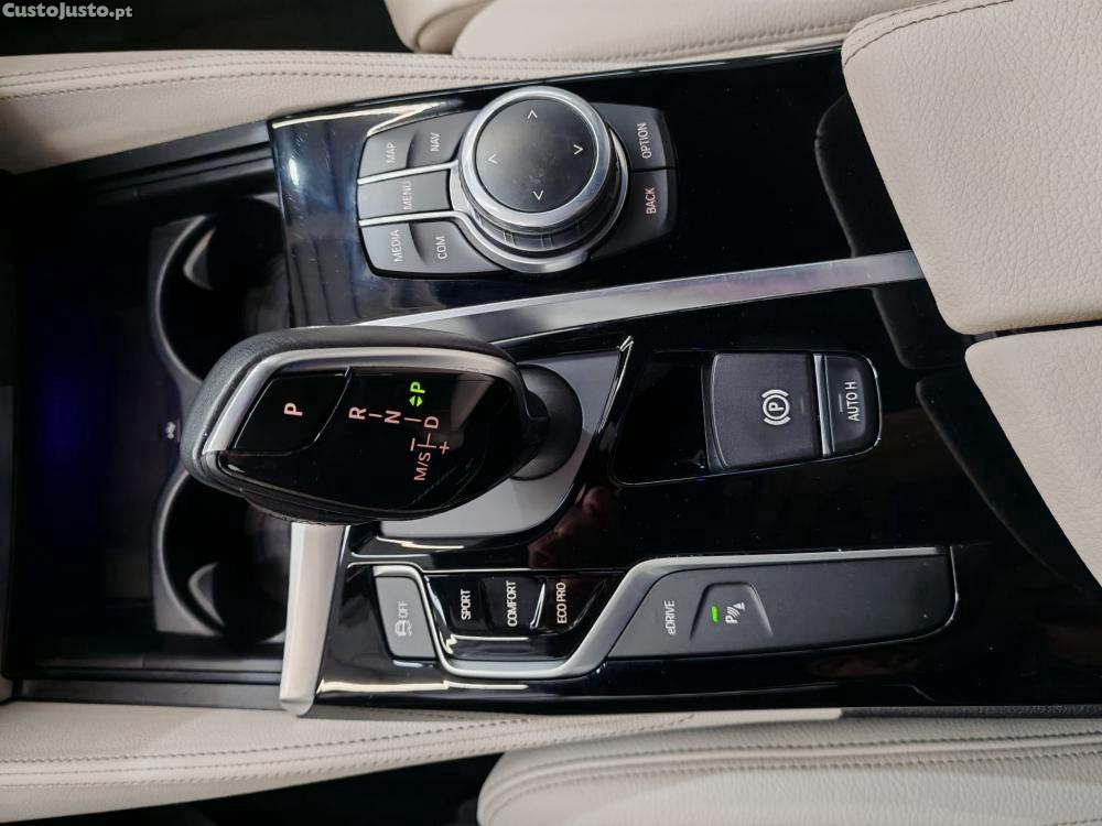 BMW 530 e iPerformance Pack — fotografia 13