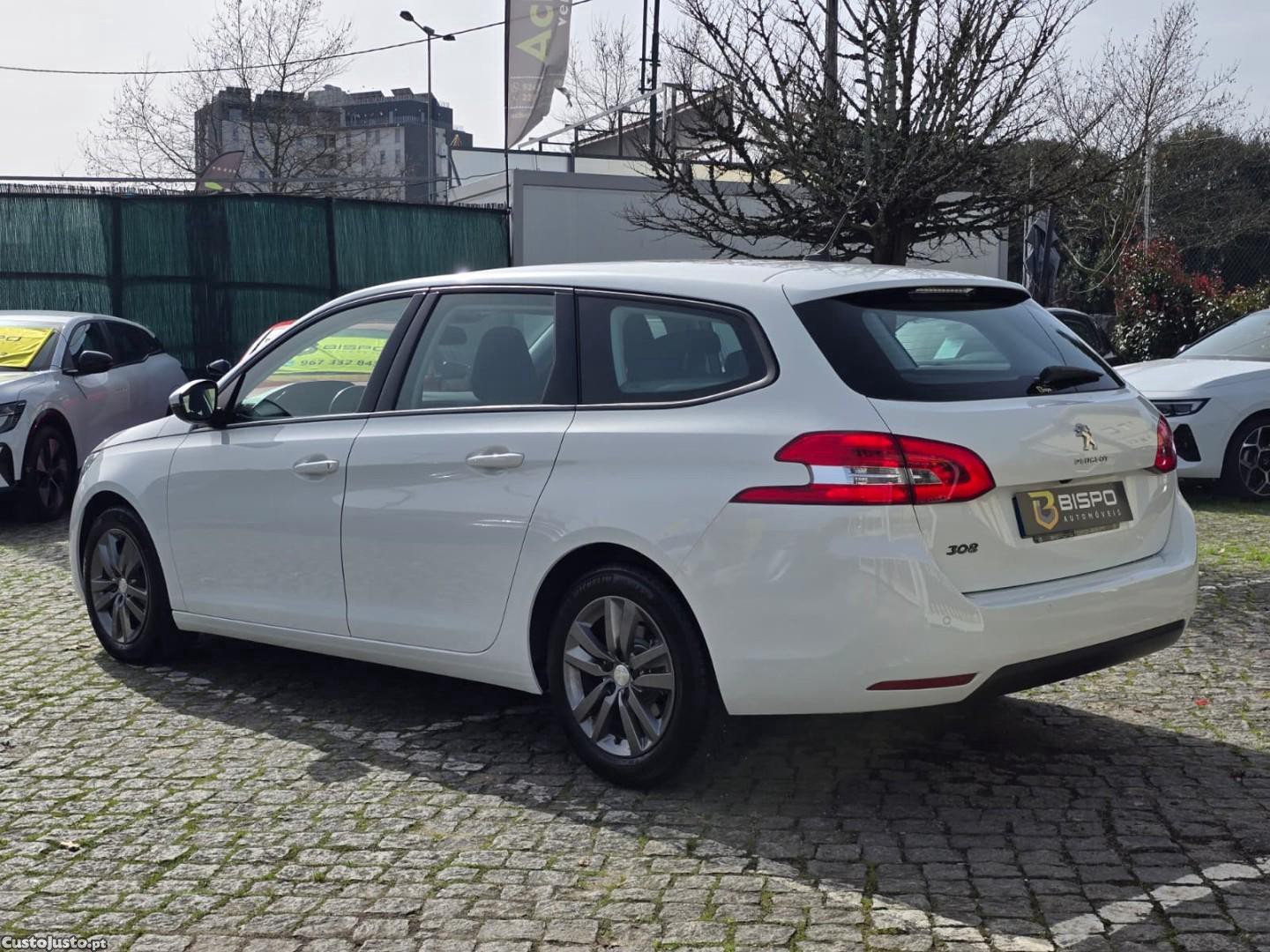 Peugeot 308 1.2 PureTech Active Pack — fotografia 13
