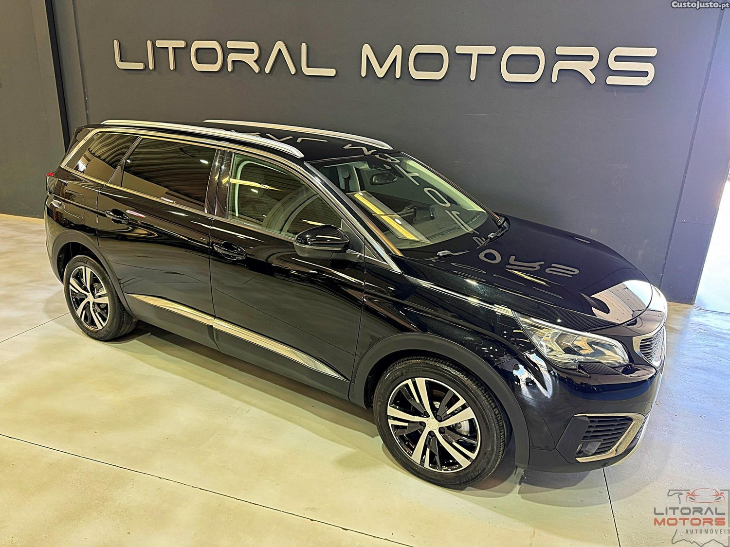 Peugeot 5008 1.5 BlueHDi Allure — photo 2