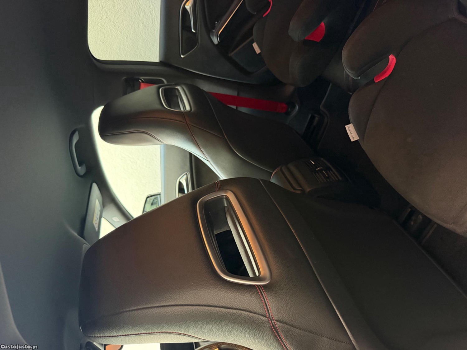 Mercedes-Benz AMG GT Cla 45 - 16 foto 4