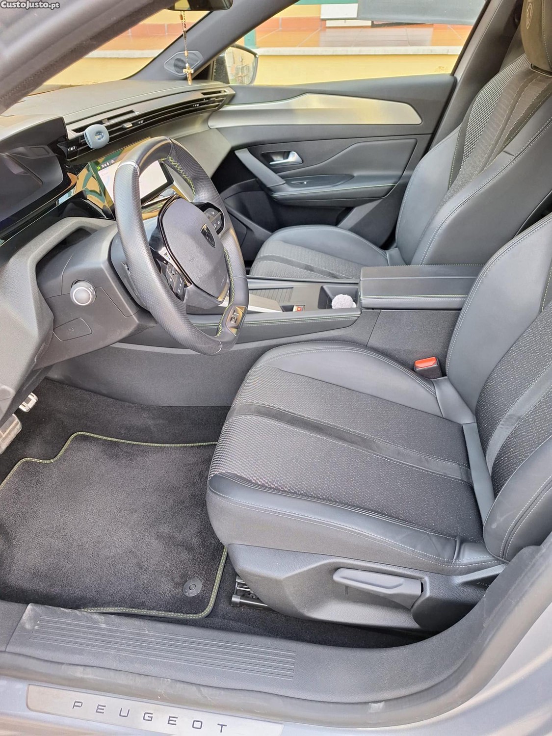 Peugeot 308 1.2 PureTech GT EAT8 — fotografia 4
