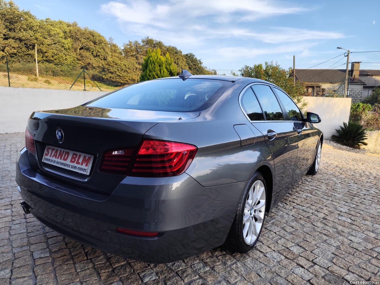 BMW 518 Luxury Line — fotografia 7