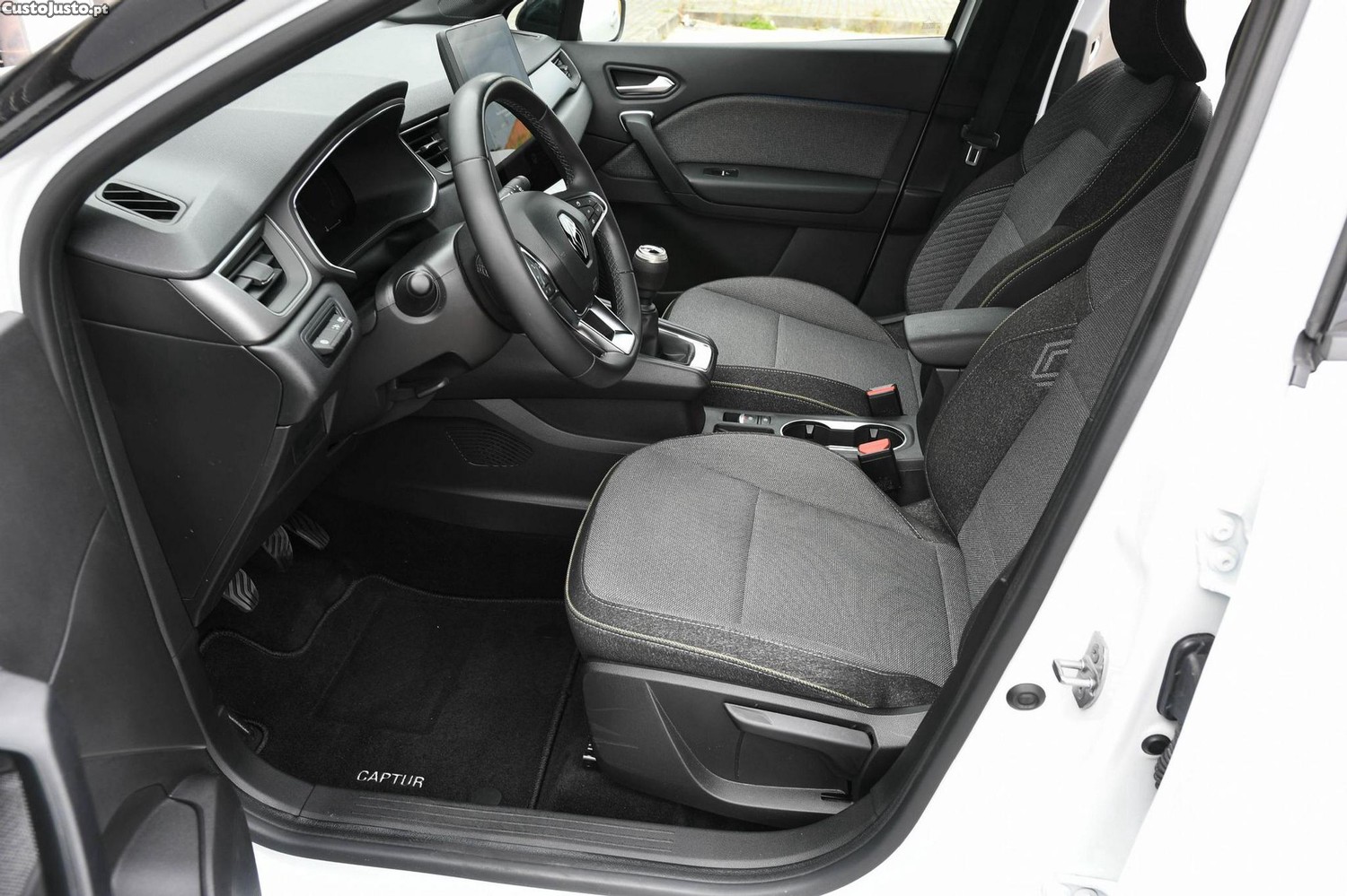 Renault Captur 1.0 TCe Techno — fotografia 20