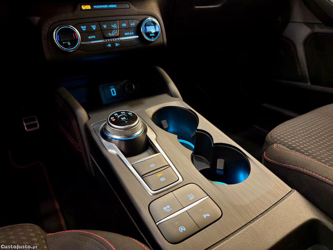 Ford Focus SW 1.0 EcoBoost ST-Line Aut. — fotografia 17