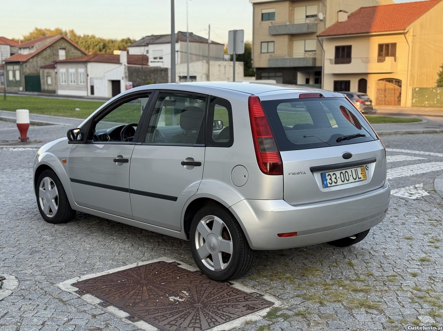 Ford Fiesta 1.2 i — fotografia 9