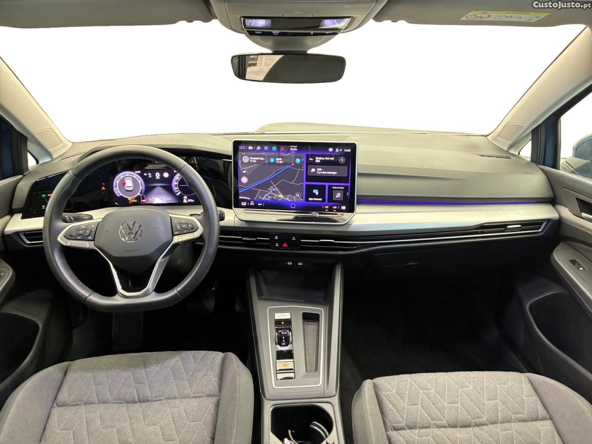 Volkswagen Golf 1.5 eTSi Life Plus DSG7 — fotografia 6