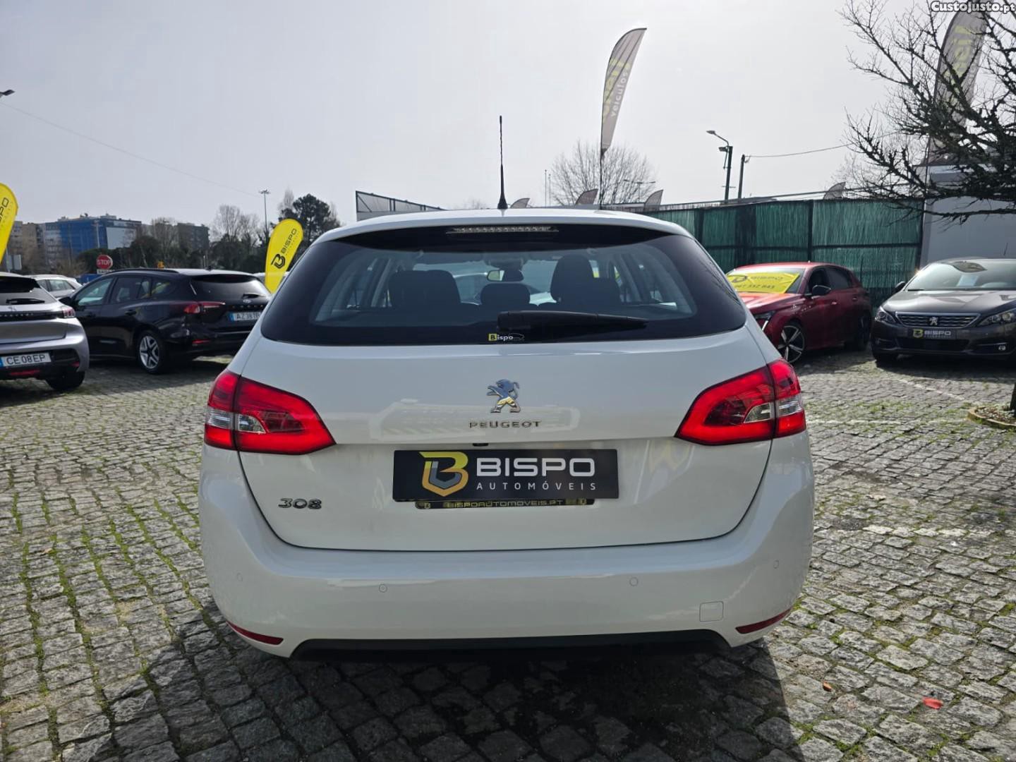 Peugeot 308 1.2 PureTech Active Pack — fotografia 14