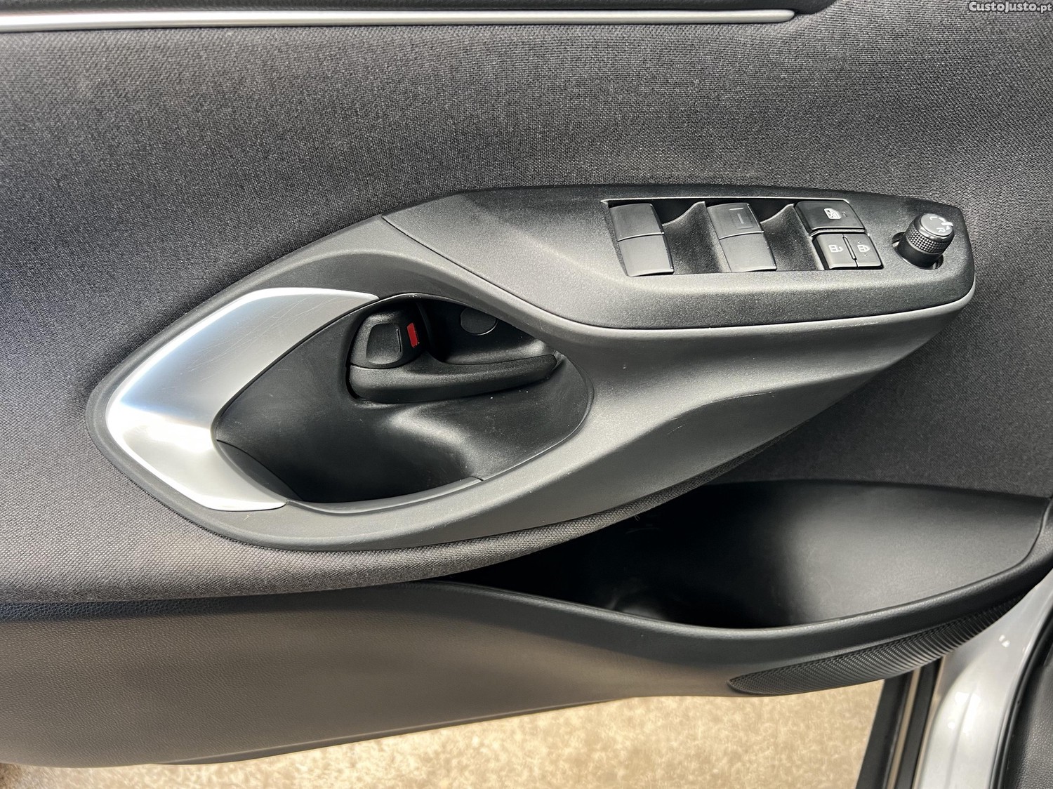 Toyota Yaris Cross — fotografia 3