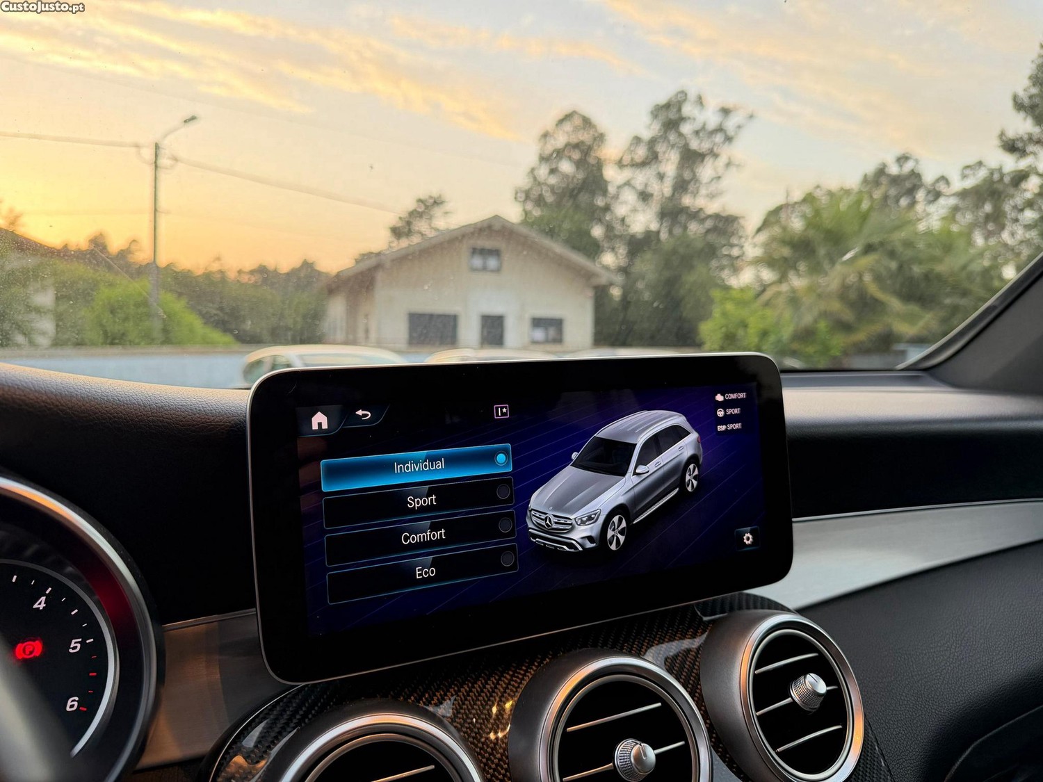 Mercedes-Benz GLC 220 d — fotografia 14