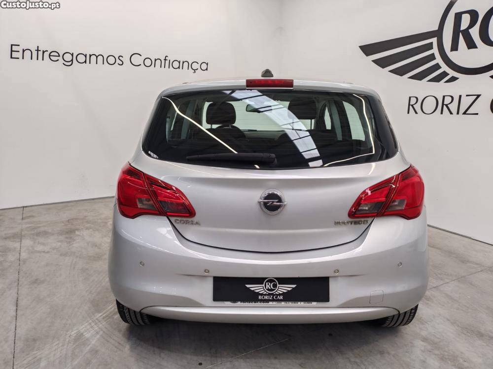 Opel Corsa 1.3 CDTi Dynamic — fotografia 14