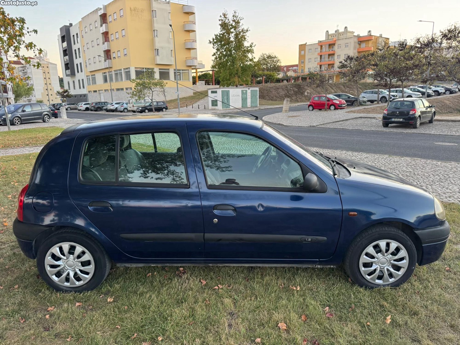 Renault Clio 170 mil km — fotografia 9