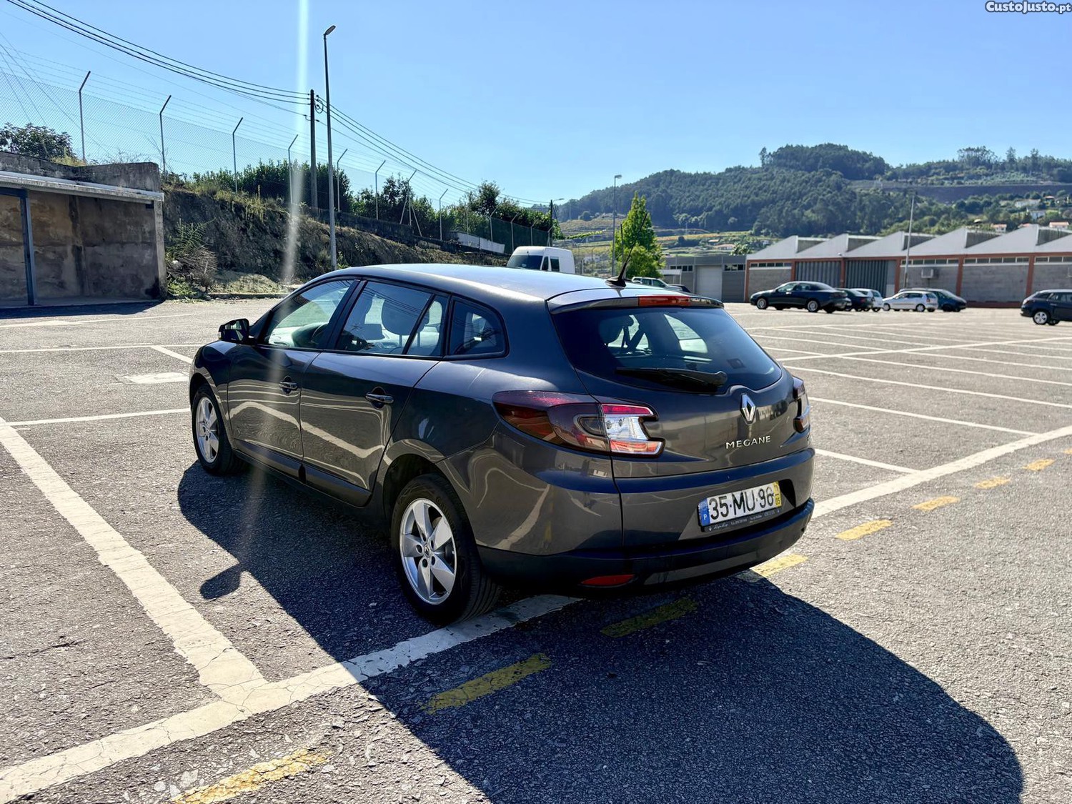 Renault Mégane SportsTourer - 10 foto 5