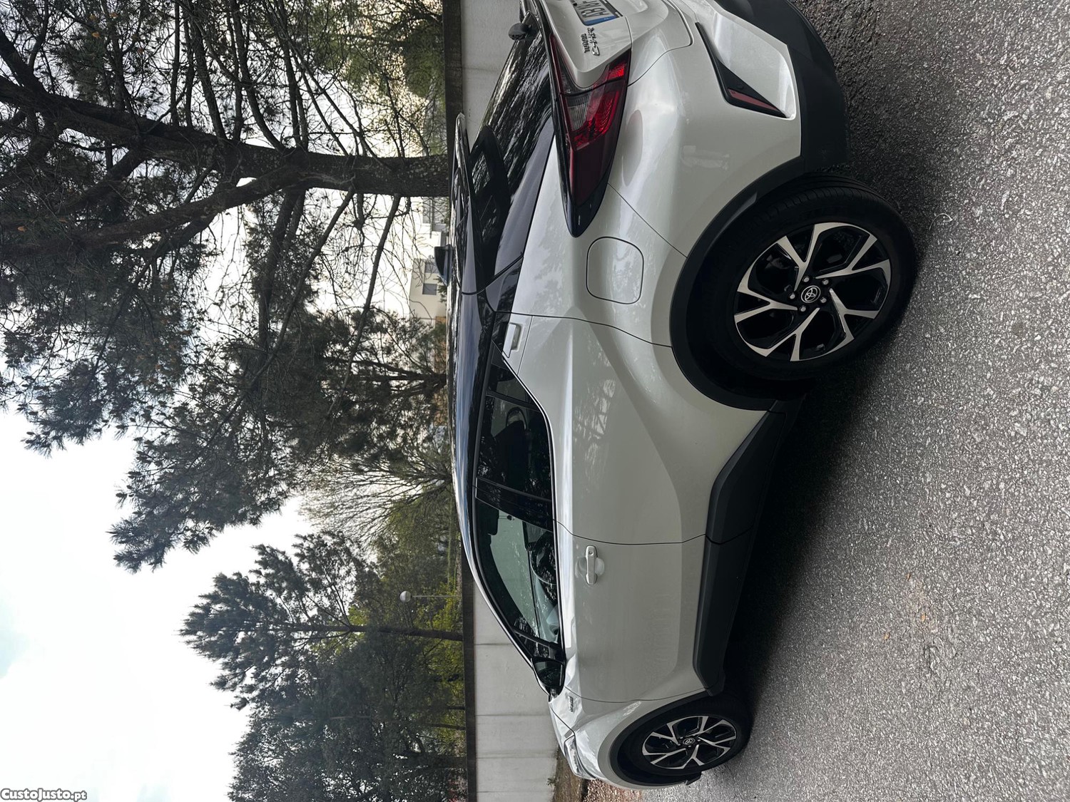 Toyota C-HR Confort — fotografia 5