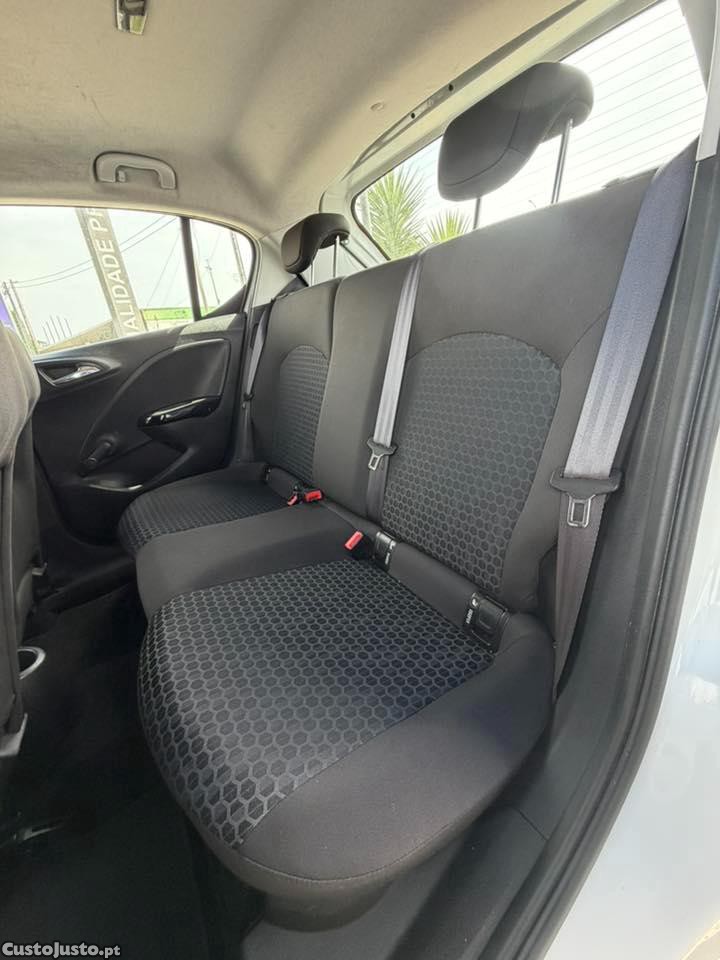 Opel Corsa E 1.3 CDTI — fotografia 2