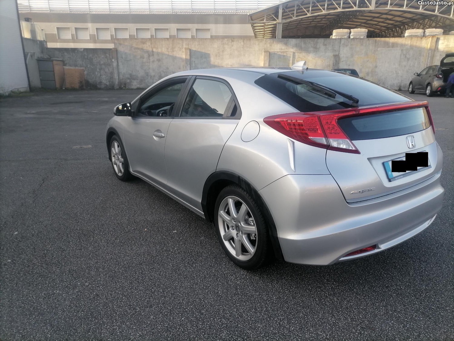 Honda Civic 1.6-120cv Diesel 133000km c/novo só visto — fotografia 8