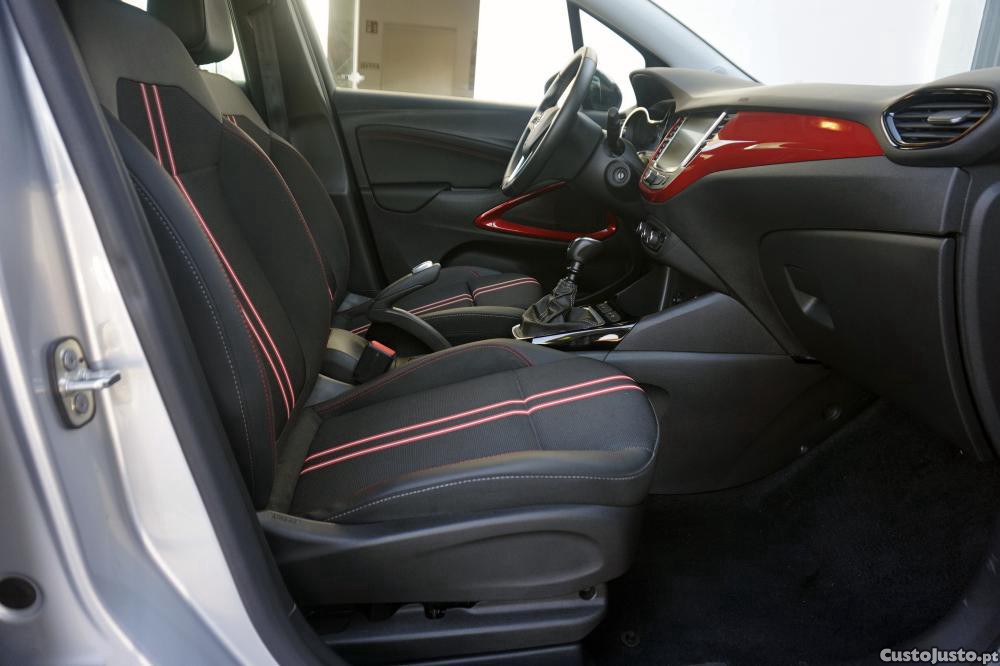 Opel Crossland X 1.2 T GS Line — fotografia 21