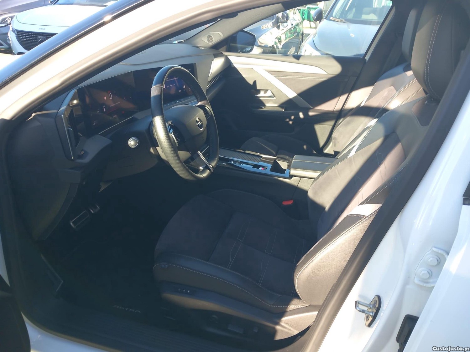 Opel Astra 1.5 D Business Edition Aut. S/S — fotografia 16
