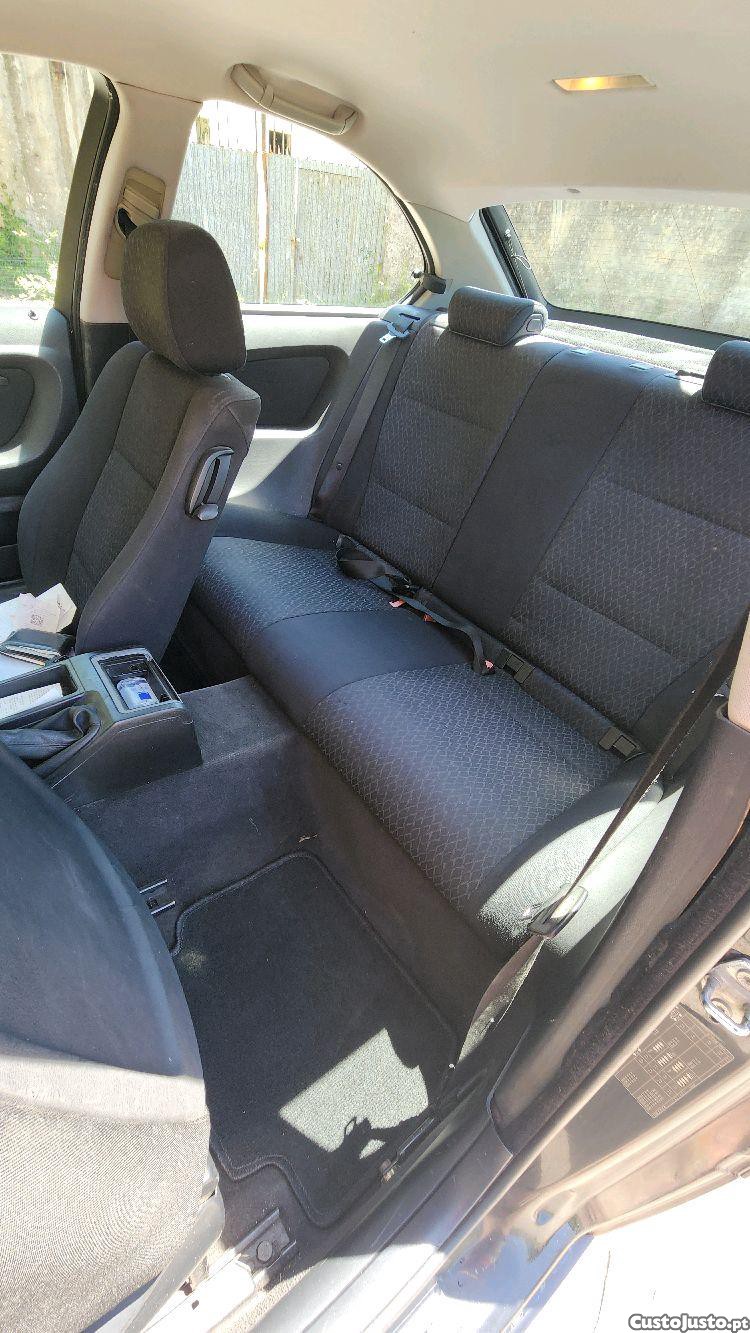 BMW 320 E46 Compact — fotografia 3
