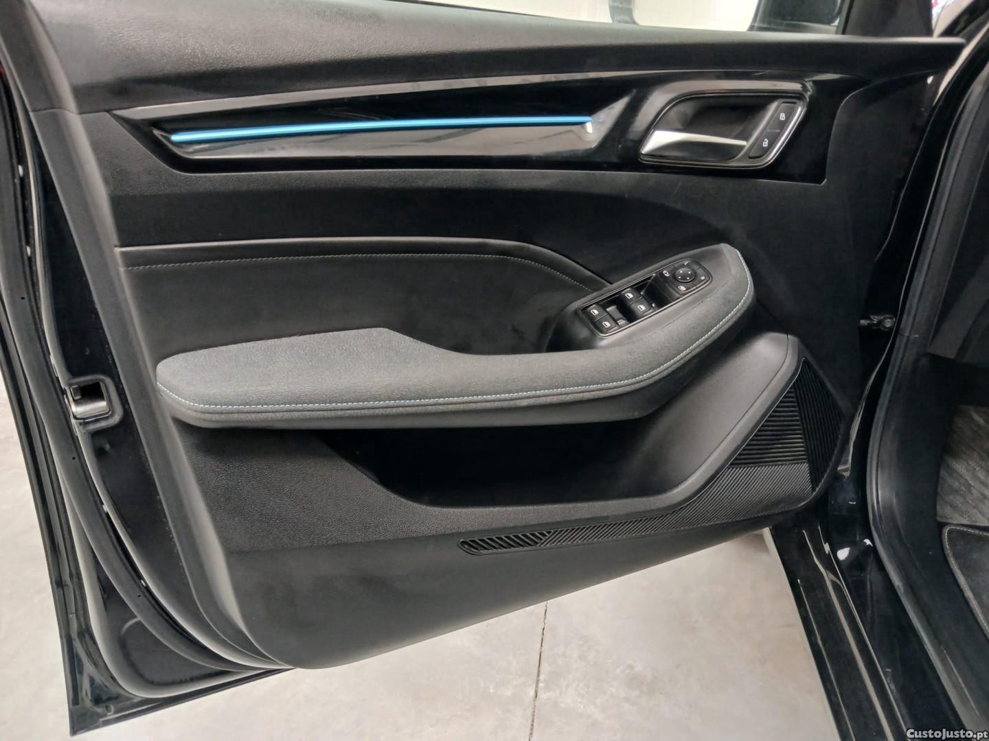 MG  61 kWh Luxury - 22 — photo 4