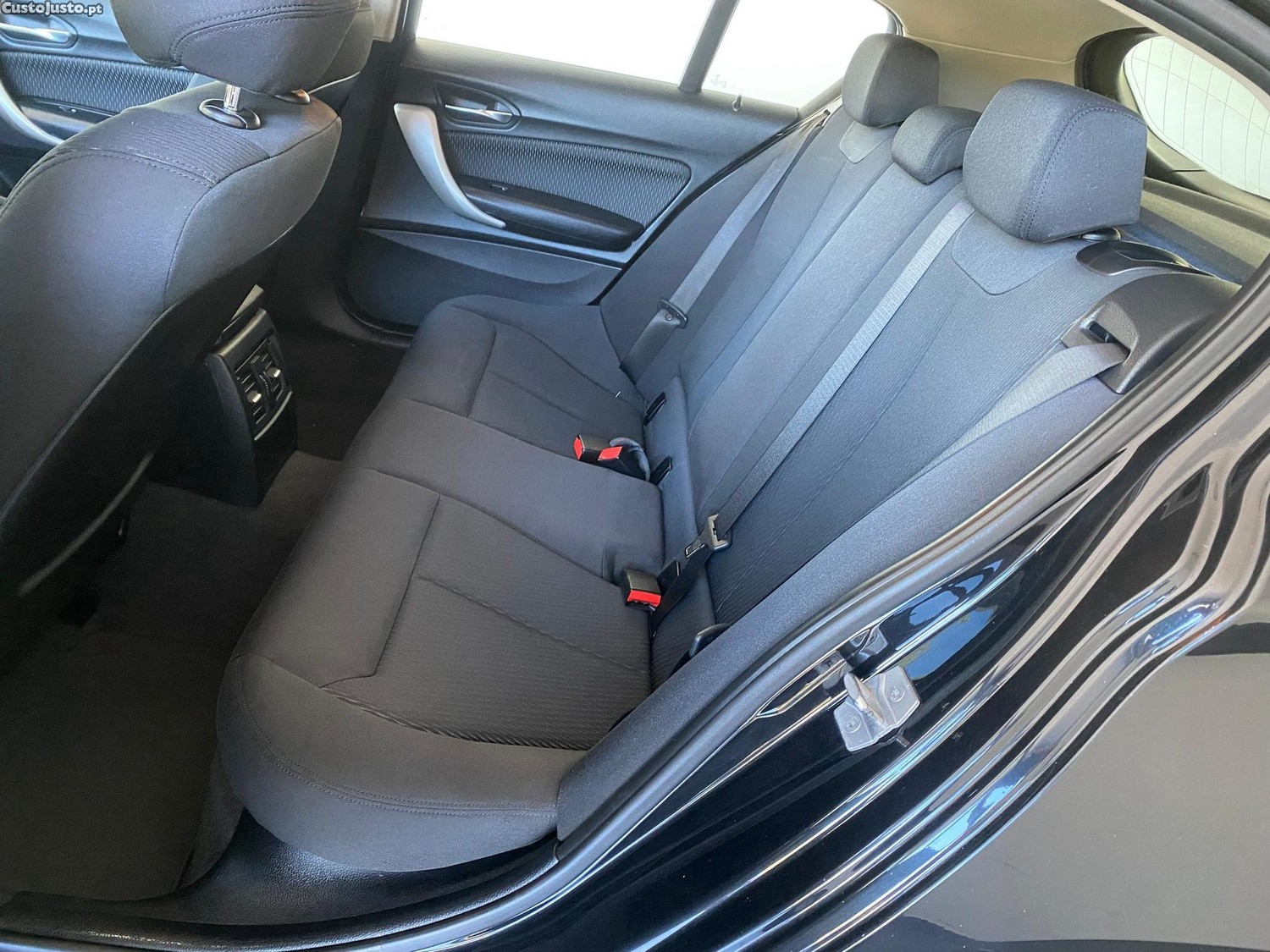 BMW 116 d EfficientDynamics Line Urban — fotografia 8